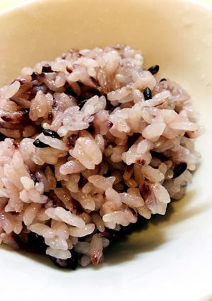 土鍋で栄養満点!黒米入りご飯-レシピのメイン写真