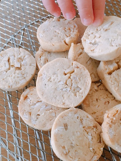 バナナチップス入りさくさくクッキー-レシピのメイン写真