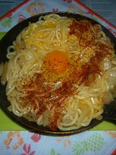 アヒージョ炒め大玉ネギの焼きうどん-レシピのメイン写真