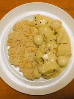 はんぺんとうずらの卵の白いミルクカレー-レシピのメイン写真