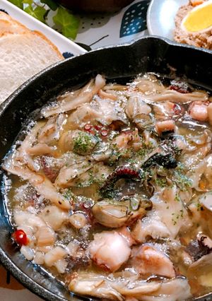 米油で牡蠣とタコの和風アヒージョ-レシピのメイン写真