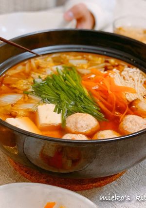 〆まで絶品☆鶏団子鍋-レシピのメイン写真