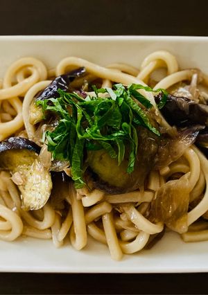 ワンボールレンジ、茄子とツナの焼きうどん-レシピのメイン写真