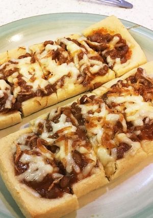 おつまみにもう一品★油揚げ納豆ピザ-レシピのメイン写真