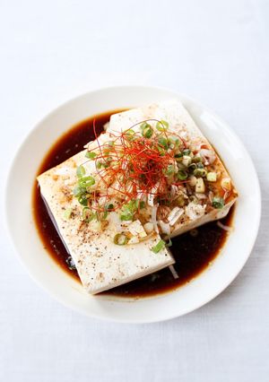 豚だし醤油で【ネギ乗せ温奴】冷奴でも-レシピのメイン写真