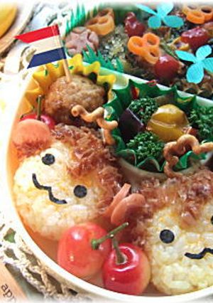 おさるさんおにぎり弁当:キャラ弁-レシピのメイン写真