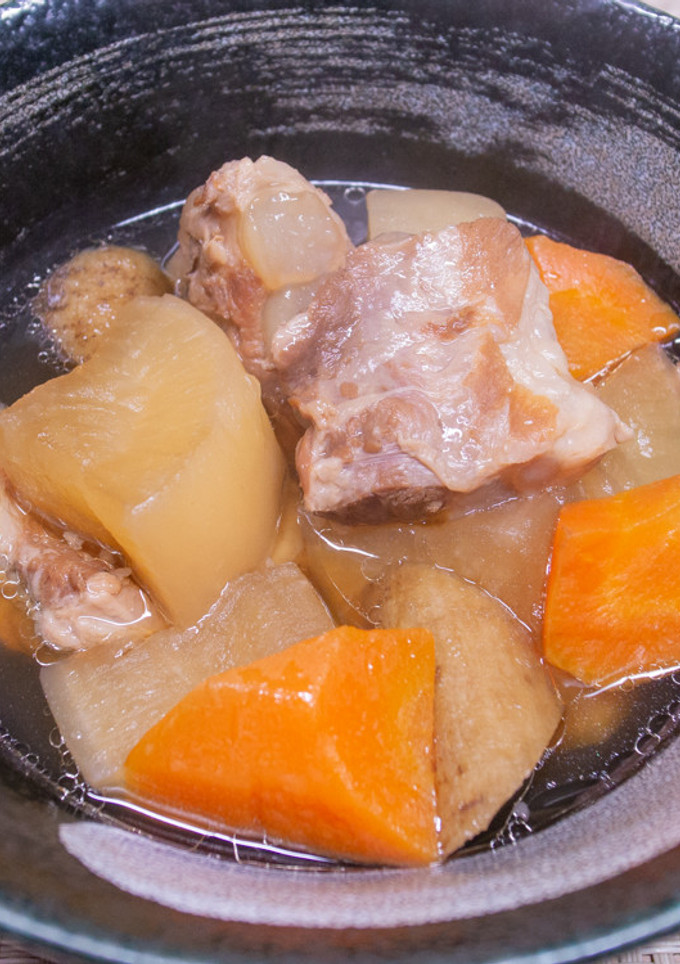 圧力鍋で作る豚軟骨と根菜の煮物-レシピのメイン写真