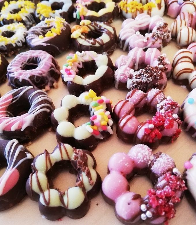 バレンタインに♪可愛すぎるドーナツチョコ-レシピのメイン写真