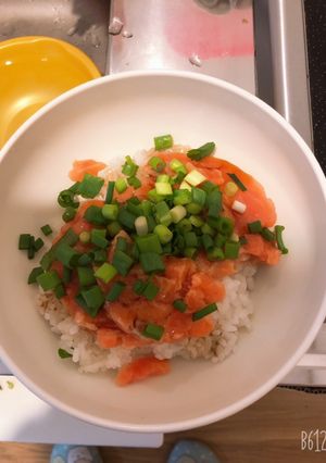 サーモン丼-レシピのメイン写真