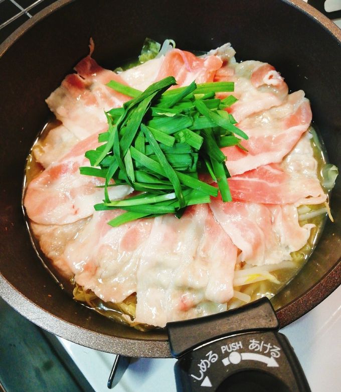 キャベツと豚バラ肉でスタミナ鍋-レシピのメイン写真