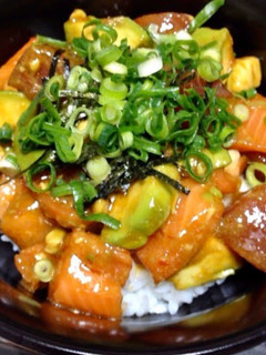 まぐろサーモンとアボカドのユッケ丼-レシピのメイン写真