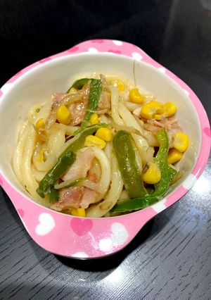 コーンたっぷり！バター醤油うどん-レシピのメイン写真