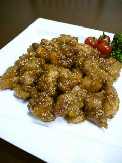 【レシピ動画】鶏肉の甘辛ダレ白ごま風味♪-レシピのメイン写真