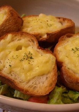 とろ～りチーズのバケットサラダ-レシピのメイン写真