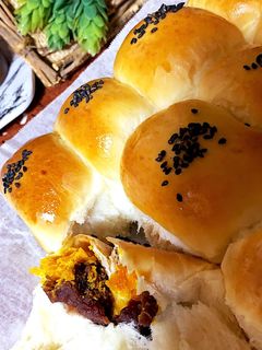 カボチャとあんこのWちぎりパン-レシピのメイン写真
