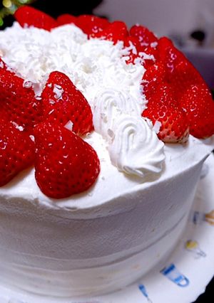 ホワイトクリスマスケーキ-レシピのメイン写真