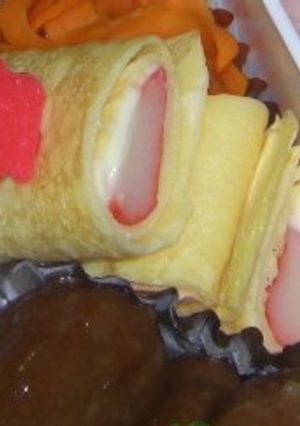 お弁当・おつまみに『カニカマの玉子巻き』-レシピのメイン写真
