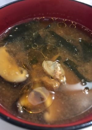 簡単！椎茸とシーフード香るお味噌汁-レシピのメイン写真