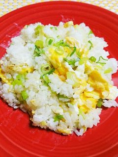 究極に美味しい!炒り卵と長葱のチャーハン-レシピのメイン写真