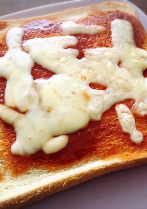残り物のデミグラソースでデミパン！-レシピのメイン写真
