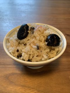 お正月料理の残り物で黒豆のおこわ-レシピのメイン写真