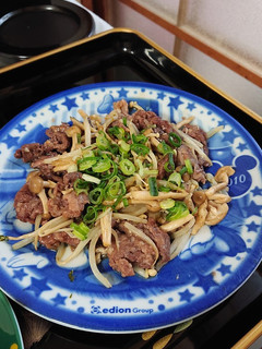 簡単夕食!牛肉とキノコ炒め-レシピのメイン写真