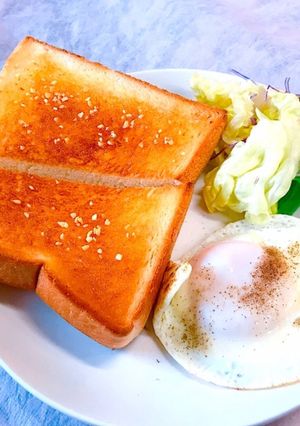 これもいいかな？粗挽きガーリックトースト-レシピのメイン写真