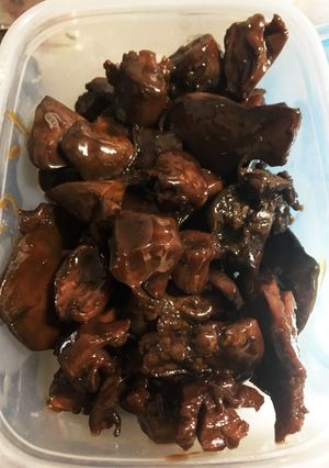 鳥モツ煮(あるいはモッシグ)と銀皮油煮-レシピのメイン写真