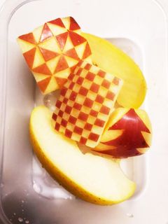 ⭐アメリカンカントリー雑貨♥ぷっくりハートのおめかし輪っぱ※りんご＆❤の飾り付き アメリカンカントリー雑貨スワッグカーテンスター∗ハートレース