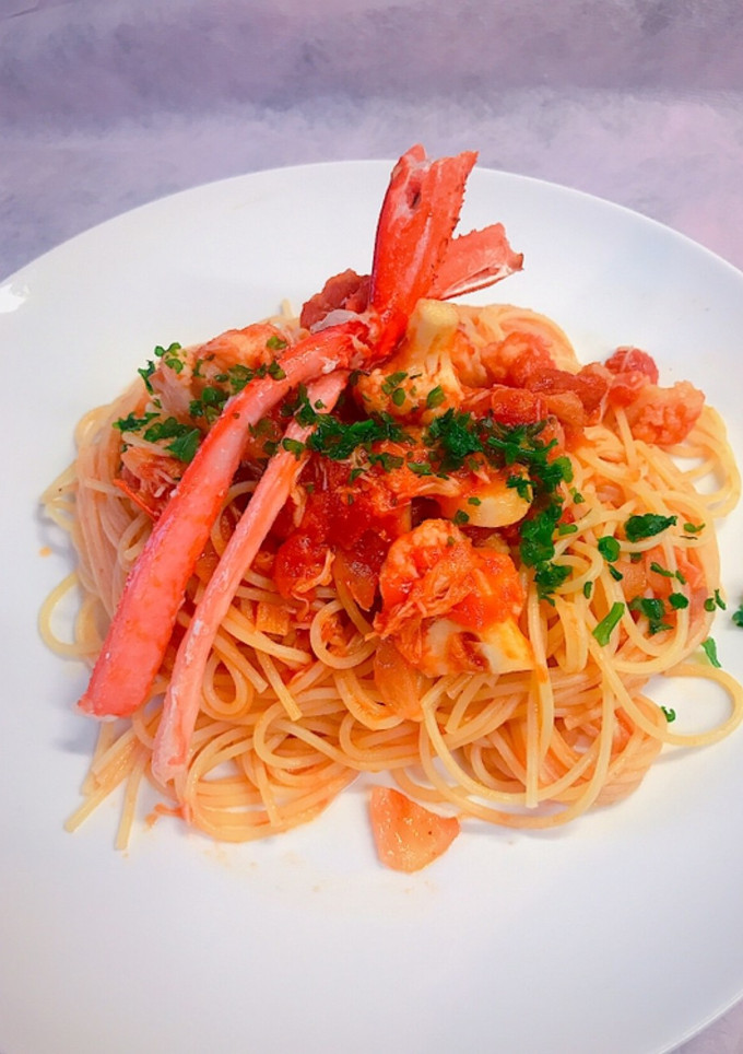 たらばと紅ずわい蟹のトマトクリームパスタ-レシピのメイン写真