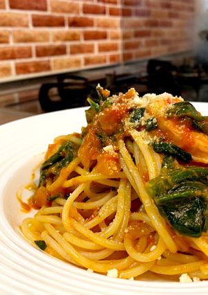 海老とほうれん草のトマトクリームパスタ-レシピのメイン写真