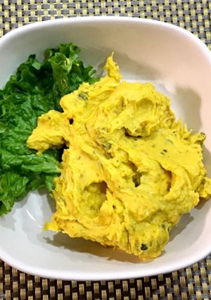 かぼちゃの煮物とクリチで簡単サラダ-レシピのメイン写真