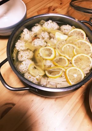 ふわふわ鶏団子　レモン鍋-レシピのメイン写真