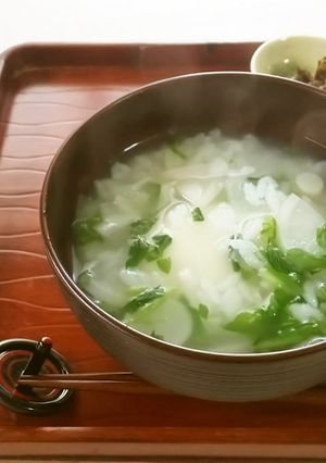 【野菜ソムリエ】ご飯から作る簡単七草粥-レシピのメイン写真