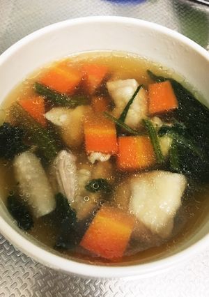 【お手軽】鶏肉と人参のあったかスープ-レシピのメイン写真