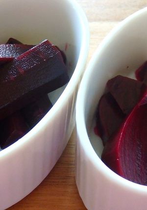ダークな赤のピクルス-レシピのメイン写真