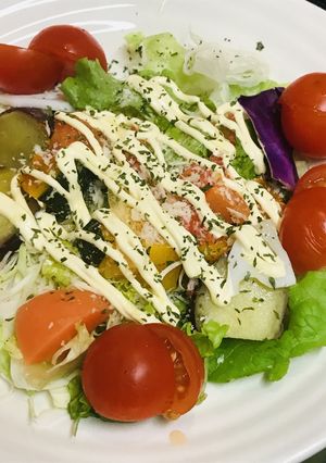 市販サラダ&プチトマトのシーザーサラダ風-レシピのメイン写真