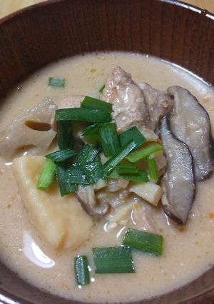 鶏ももと根菜の粕汁-レシピのメイン写真