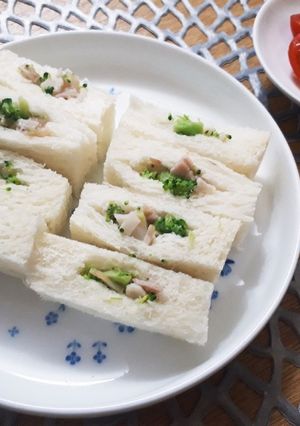 【離乳食】 ブロッコリーとベーコンサンド-レシピのメイン写真