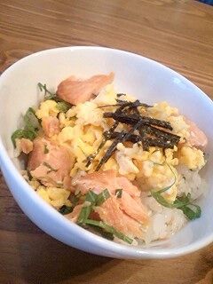うちわいらず☆炊飯器で簡単ちらし寿司-レシピのメイン写真