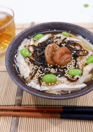 梅と塩昆布の冷やし麦茶漬け-レシピのメイン写真