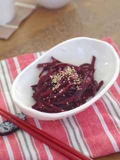 下茹でなしでビーツのきんぴら-レシピのメイン写真