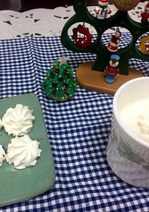 余った生クリームは可愛く冷凍！-レシピのメイン写真