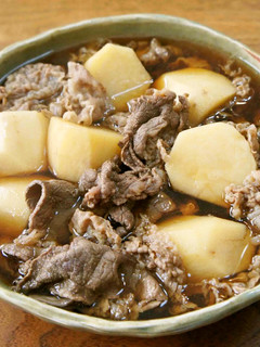 シンプルで美味しい!里芋と牛肉の煮込み-レシピのメイン写真