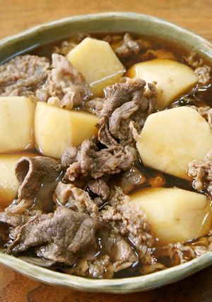 シンプルで美味しい！里芋と牛肉の煮込み-レシピのメイン写真