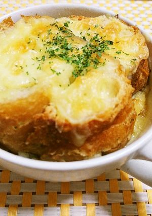 簡単時短♡お手軽なオニオングラタンスープ-レシピのメイン写真