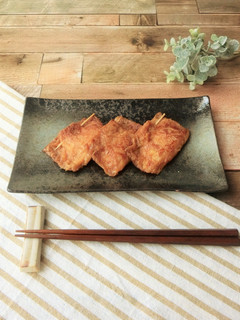 材料4つ★味付け稲荷の餅チーズ揚げ-レシピのメイン写真