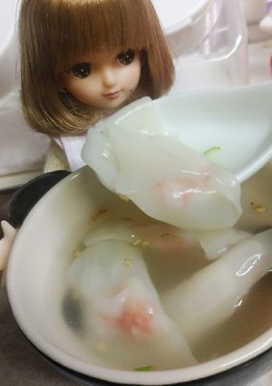 リカちゃん♡カニカマ雲呑スープV・・V-レシピのメイン写真