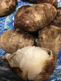 おせちの材料余ったら♩里芋の塩茹で♩-レシピのメイン写真
