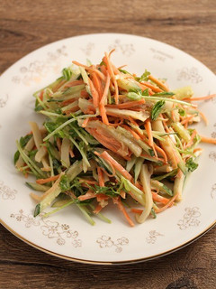簡単!たっぷり豆苗サラダ-レシピのメイン写真